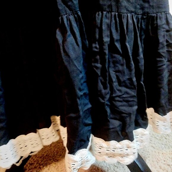 RE-NAMED BACK OUT  EMBrOiDERY LACE TRIM SIZE S BLACK MAXI DRESS - Picture 9 of 13